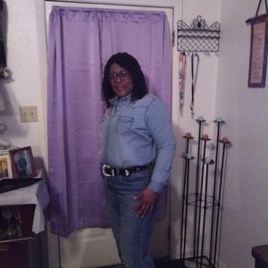 Meet your Posher, Brenda